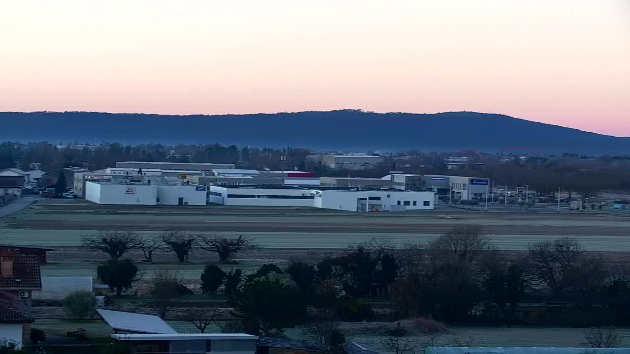 Čudovit panoramski pogled na Šempeter pri Gorici