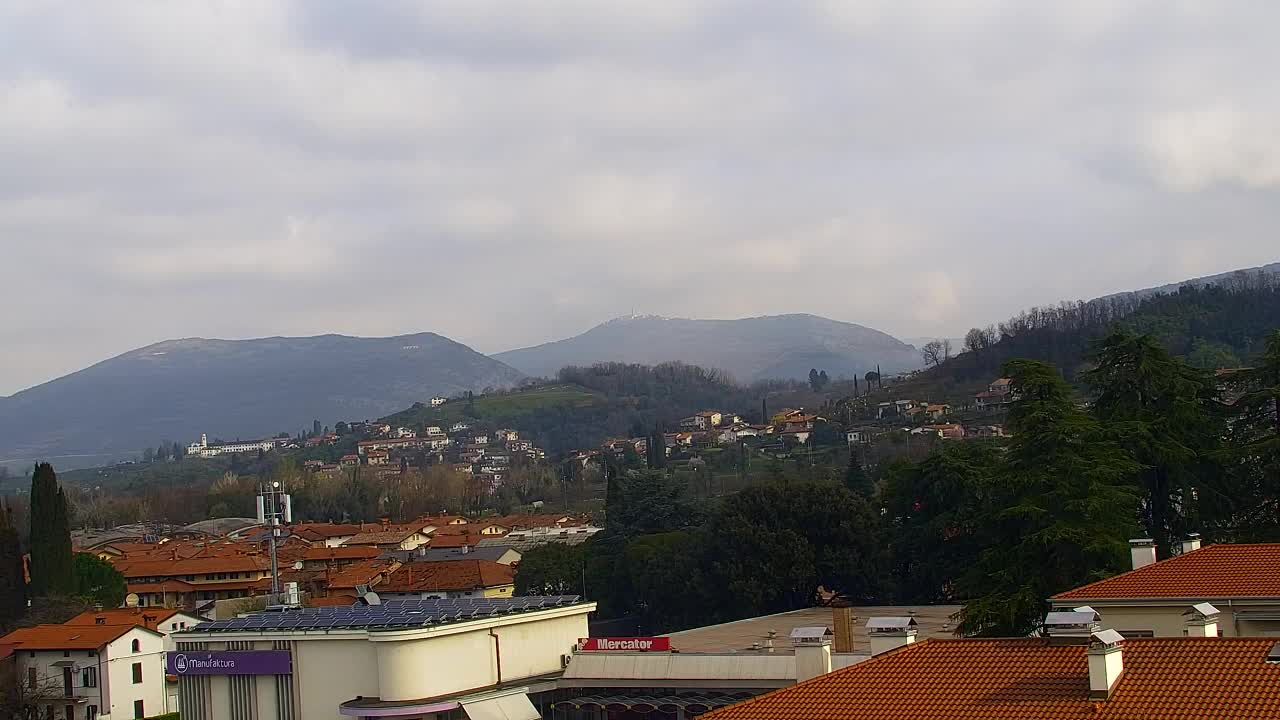 Prekrasan panoramski pogled na Šempeter pri Gorici