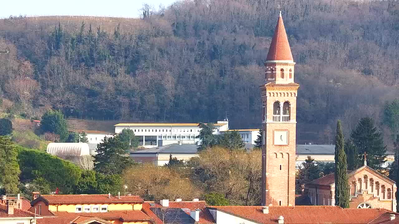 Prekrasan panoramski pogled na Šempeter pri Gorici