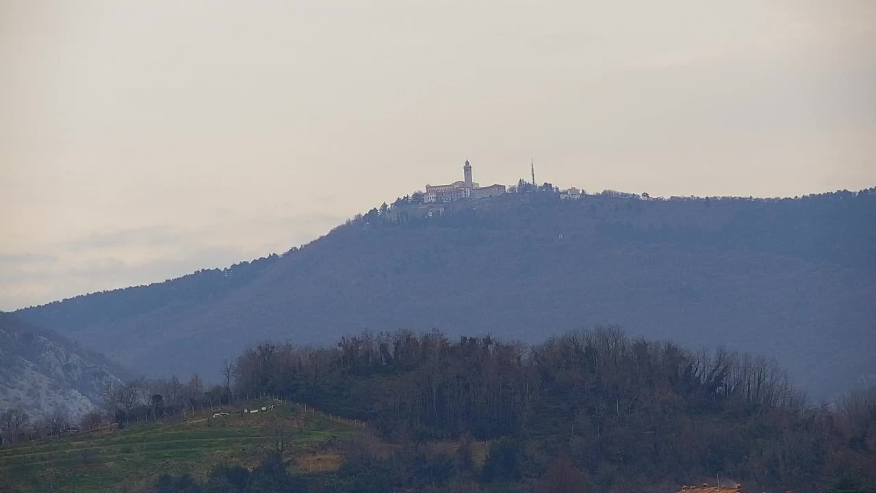 Čudovit panoramski pogled na Šempeter pri Gorici