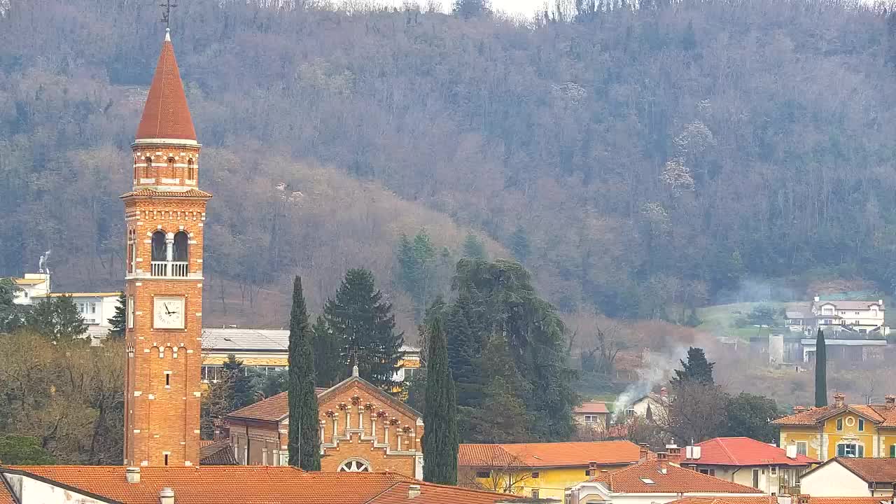 Čudovit panoramski pogled na Šempeter pri Gorici