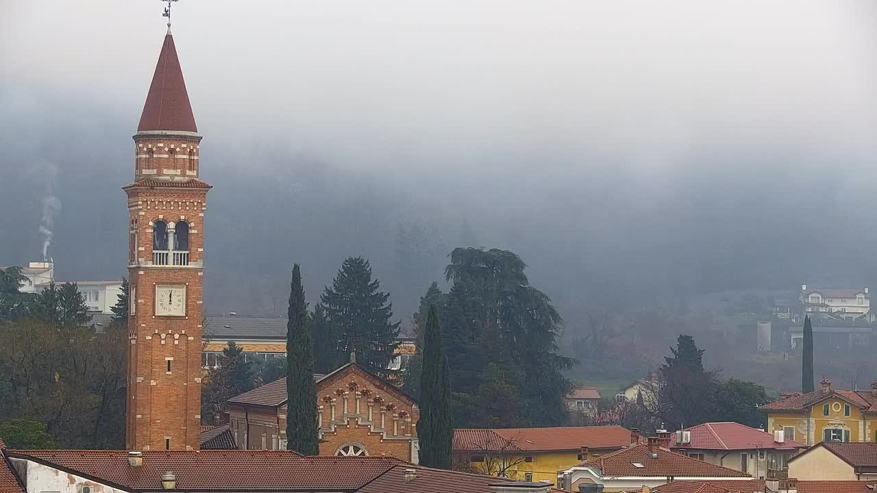 Čudovit panoramski pogled na Šempeter pri Gorici