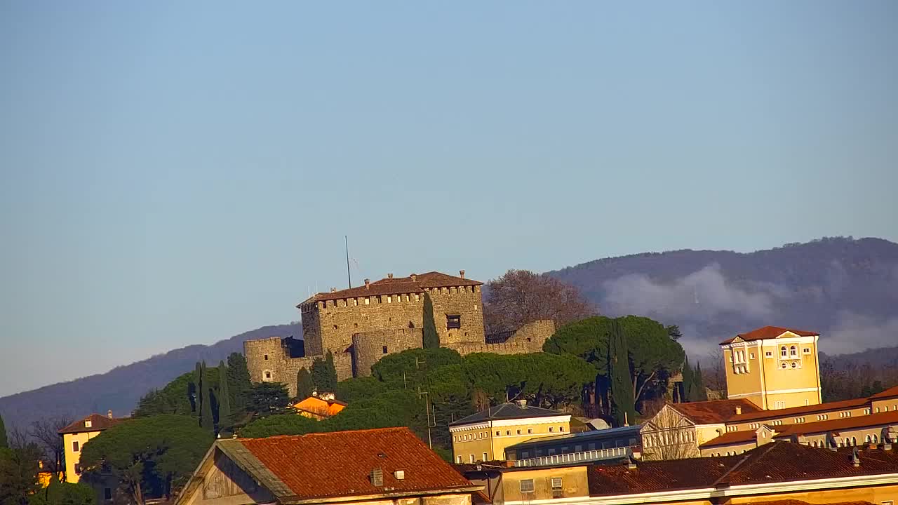 Čudovit panoramski pogled na Šempeter pri Gorici