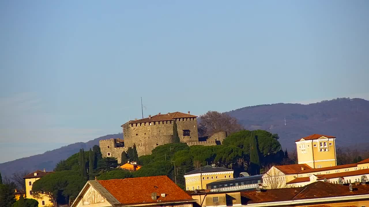 Čudovit panoramski pogled na Šempeter pri Gorici