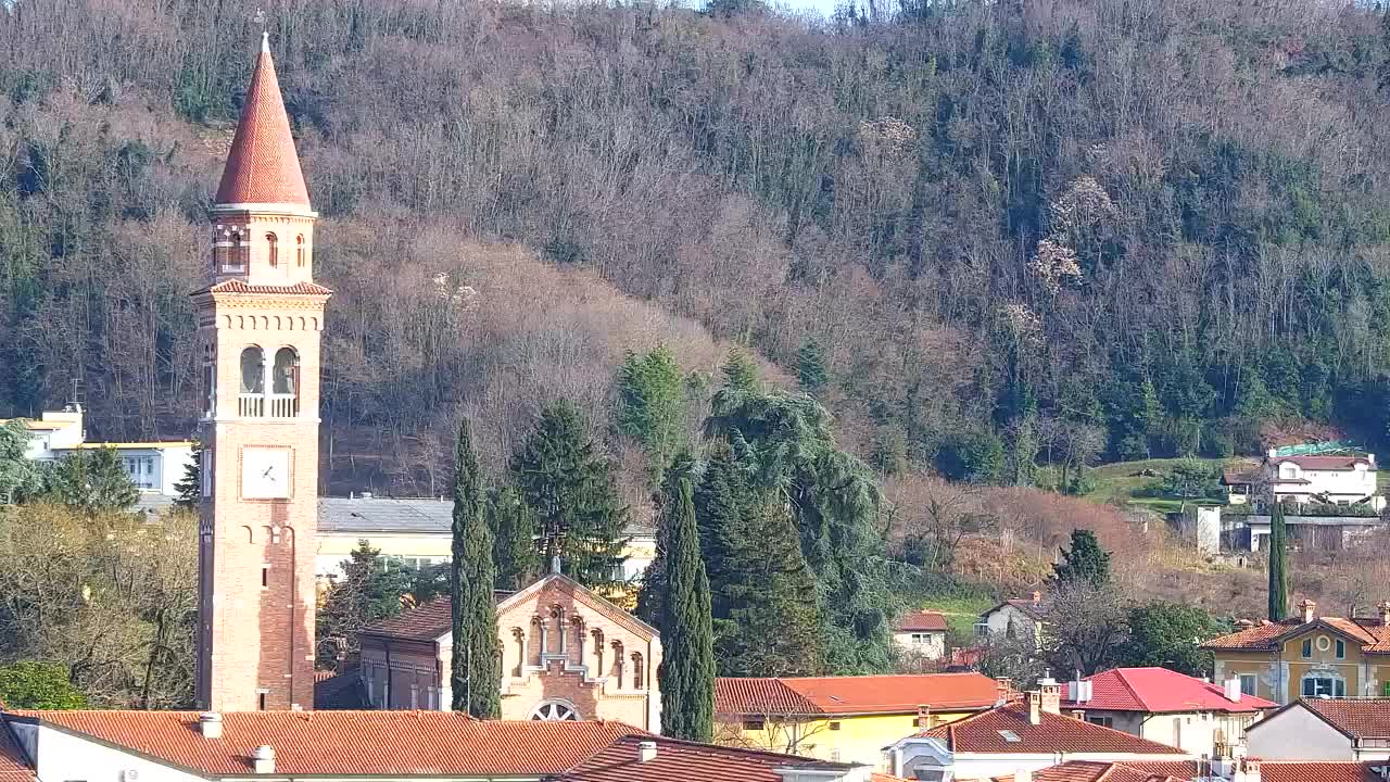 Čudovit panoramski pogled na Šempeter pri Gorici