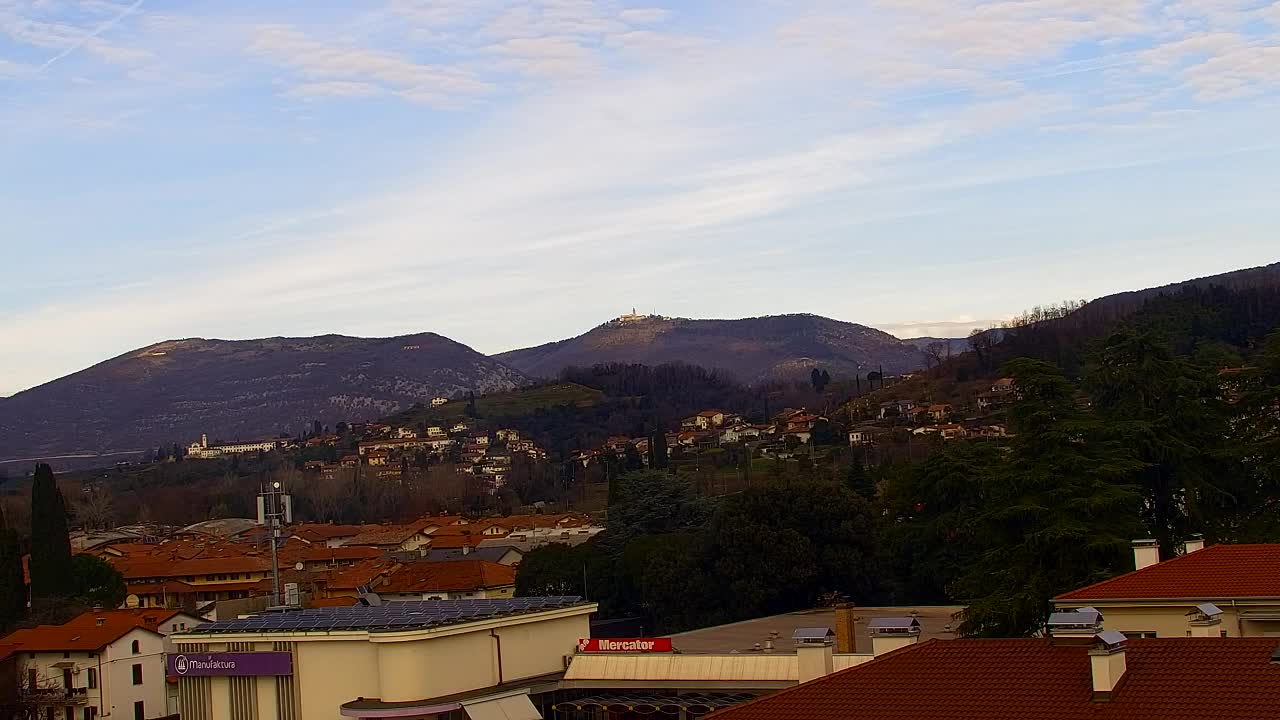 Prekrasan panoramski pogled na Šempeter pri Gorici