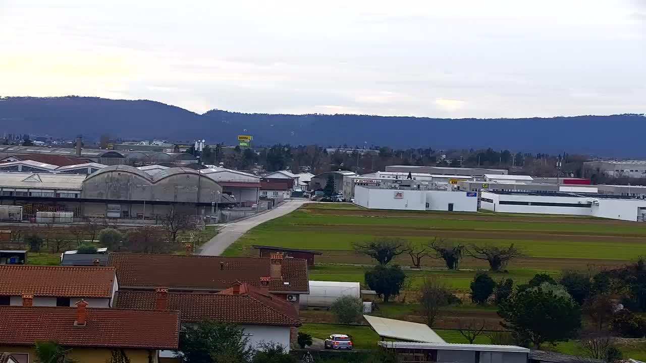 Čudovit panoramski pogled na Šempeter pri Gorici