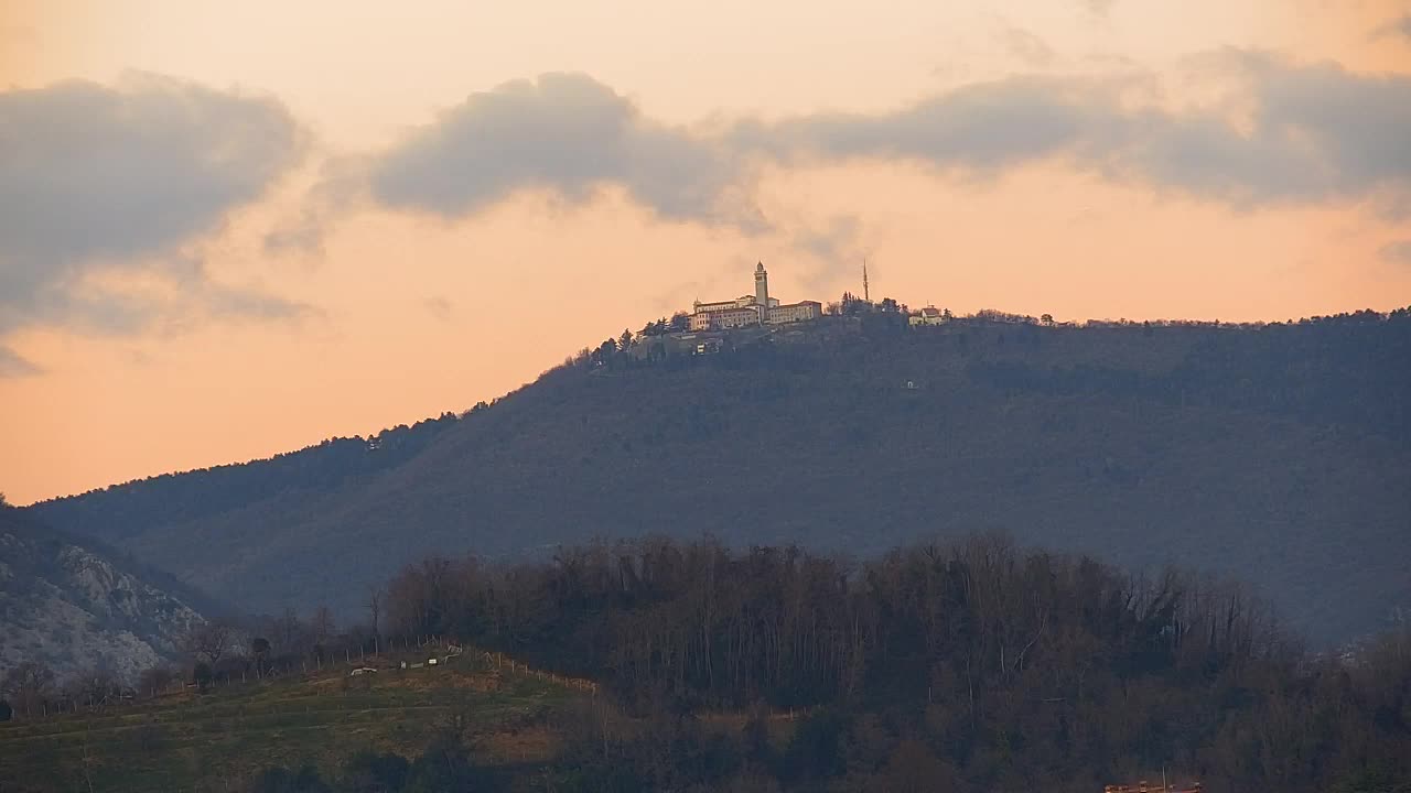 Prekrasan panoramski pogled na Šempeter pri Gorici