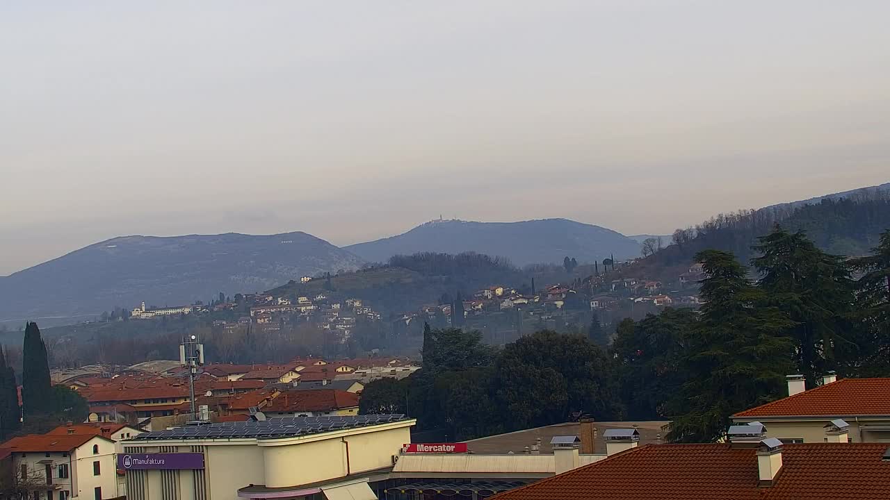 Čudovit panoramski pogled na Šempeter pri Gorici