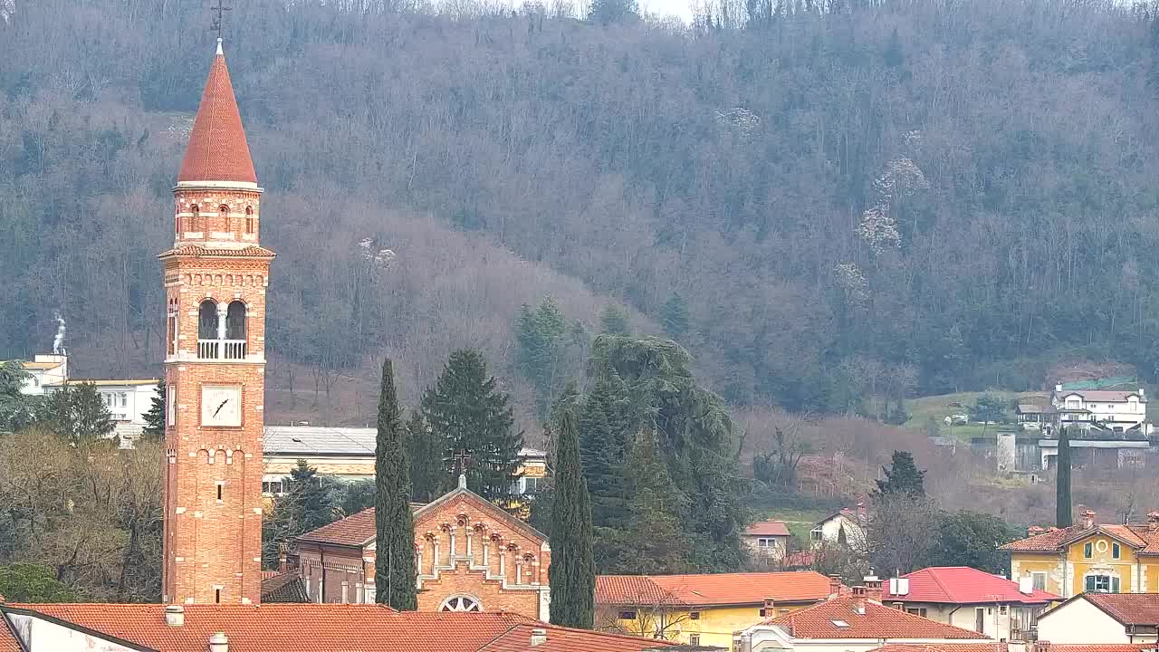 Čudovit panoramski pogled na Šempeter pri Gorici
