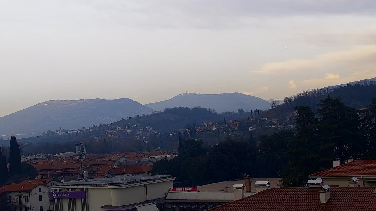 Prekrasan panoramski pogled na Šempeter pri Gorici
