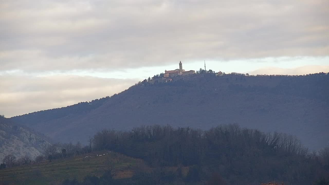 Čudovit panoramski pogled na Šempeter pri Gorici
