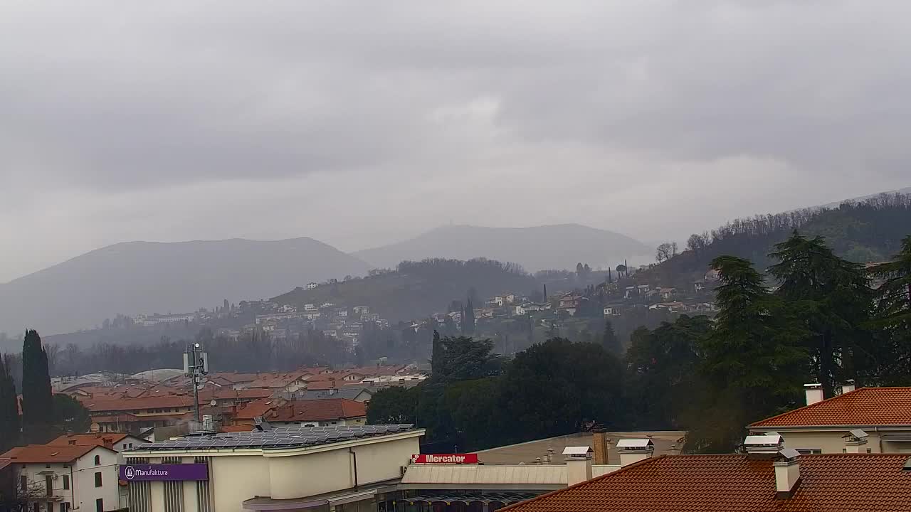 Čudovit panoramski pogled na Šempeter pri Gorici