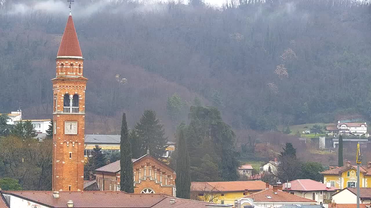 Čudovit panoramski pogled na Šempeter pri Gorici