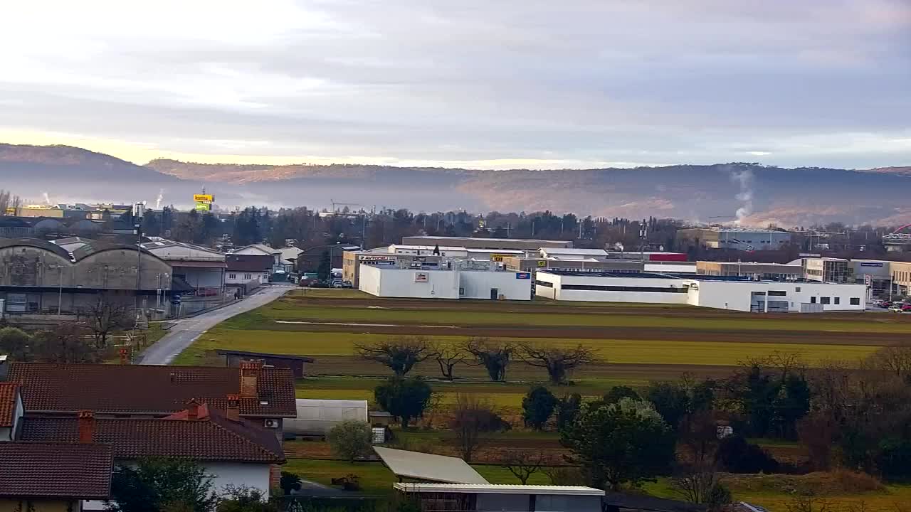 Čudovit panoramski pogled na Šempeter pri Gorici