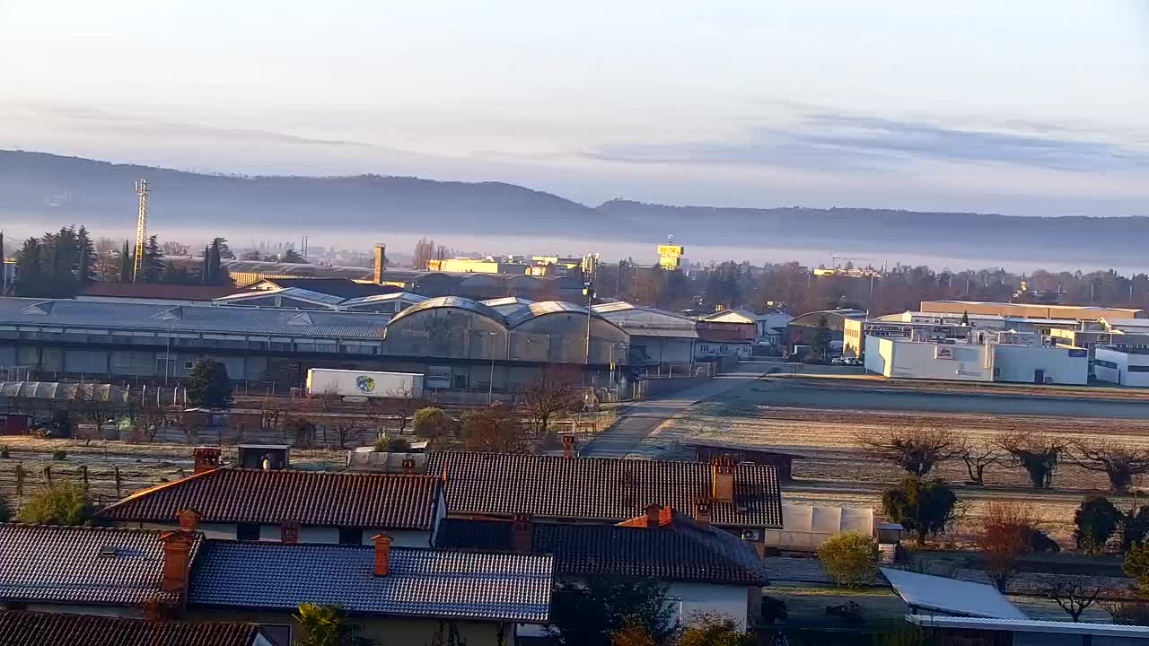 Čudovit panoramski pogled na Šempeter pri Gorici