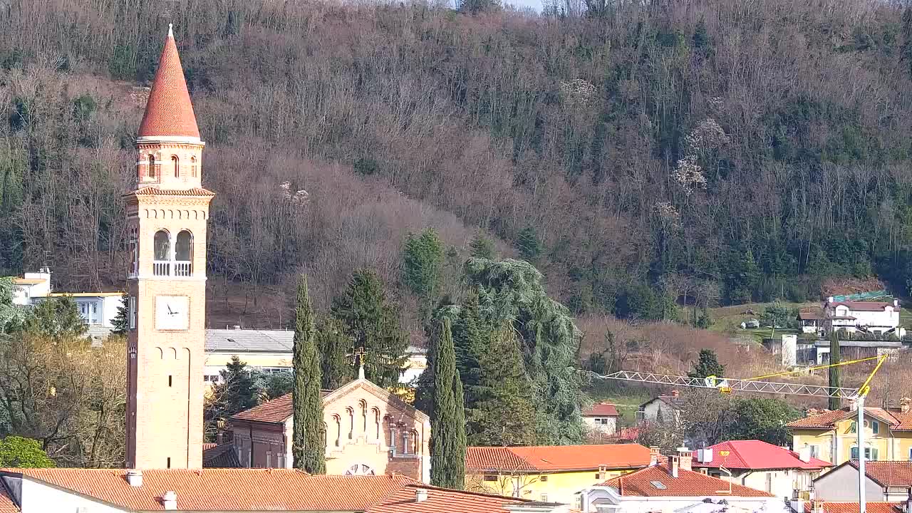 Čudovit panoramski pogled na Šempeter pri Gorici