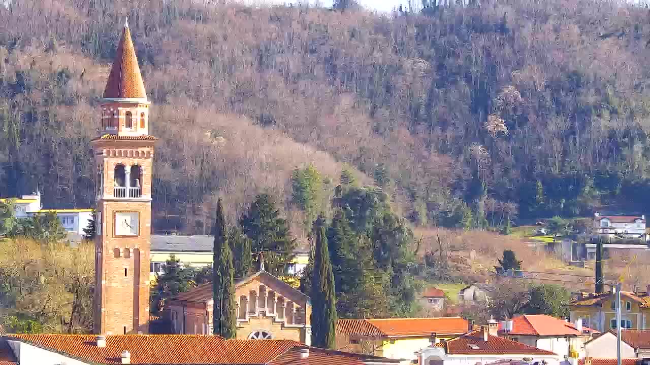 Čudovit panoramski pogled na Šempeter pri Gorici