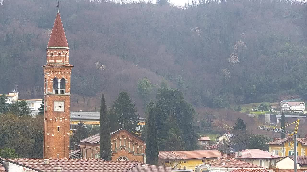 Prekrasan panoramski pogled na Šempeter pri Gorici