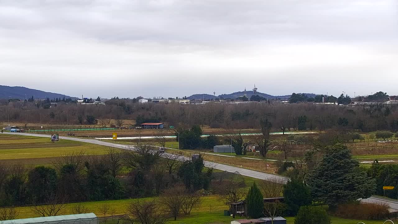 Prekrasan panoramski pogled na Šempeter pri Gorici