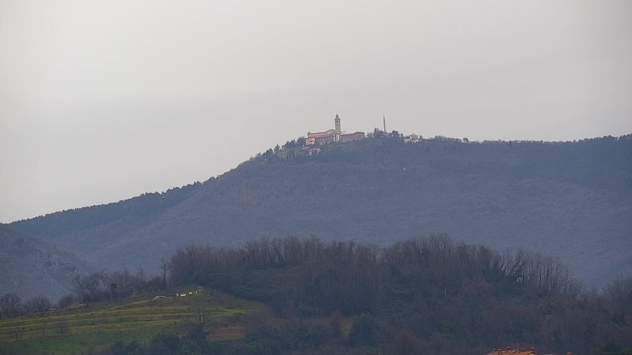 Čudovit panoramski pogled na Šempeter pri Gorici