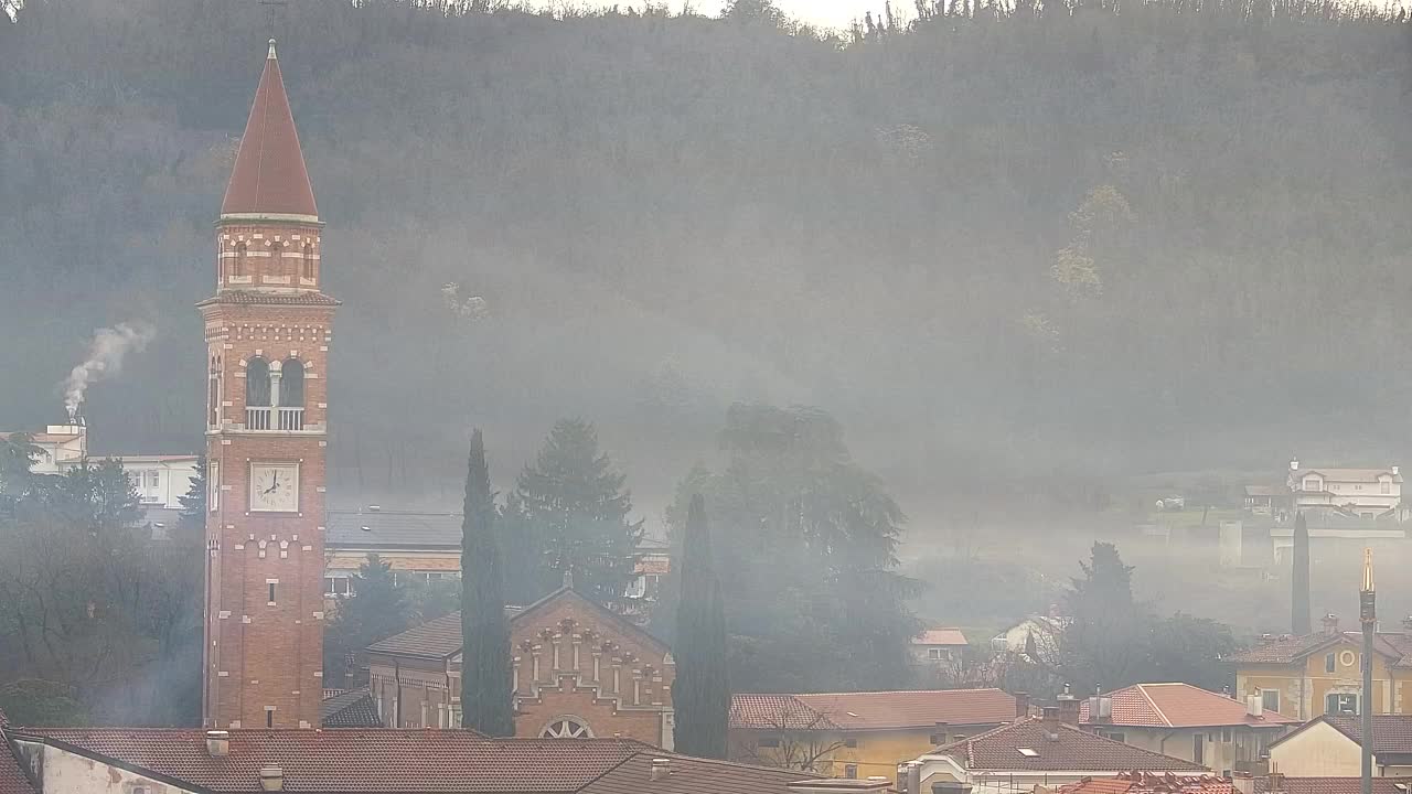 Panorama mozzafiato di Šempeter pri Gorici