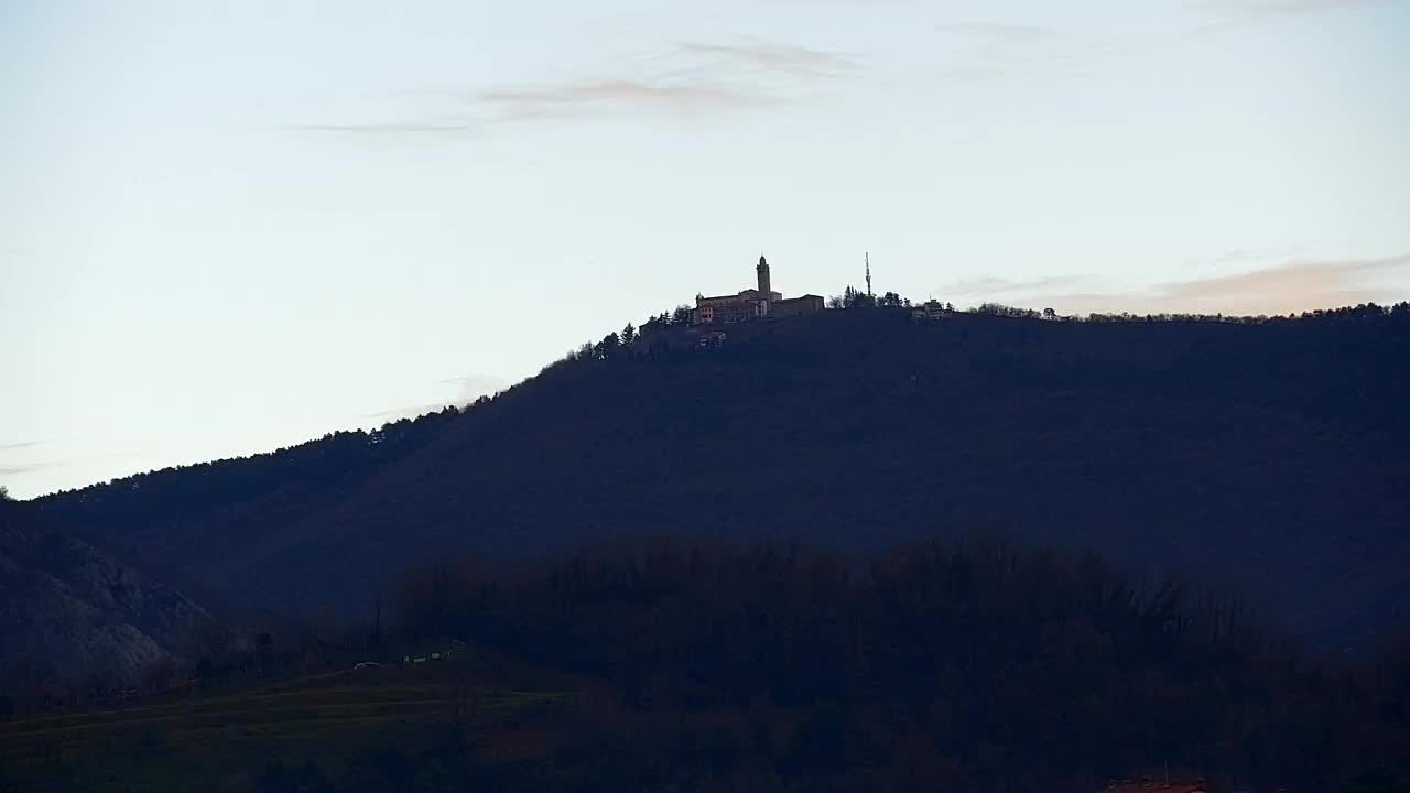 Čudovit panoramski pogled na Šempeter pri Gorici