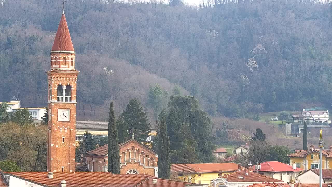 Čudovit panoramski pogled na Šempeter pri Gorici