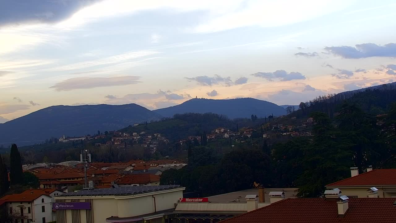 Čudovit panoramski pogled na Šempeter pri Gorici