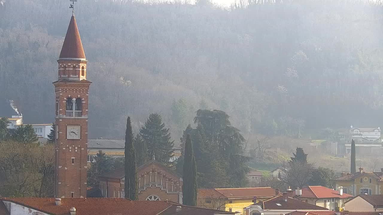 Čudovit panoramski pogled na Šempeter pri Gorici