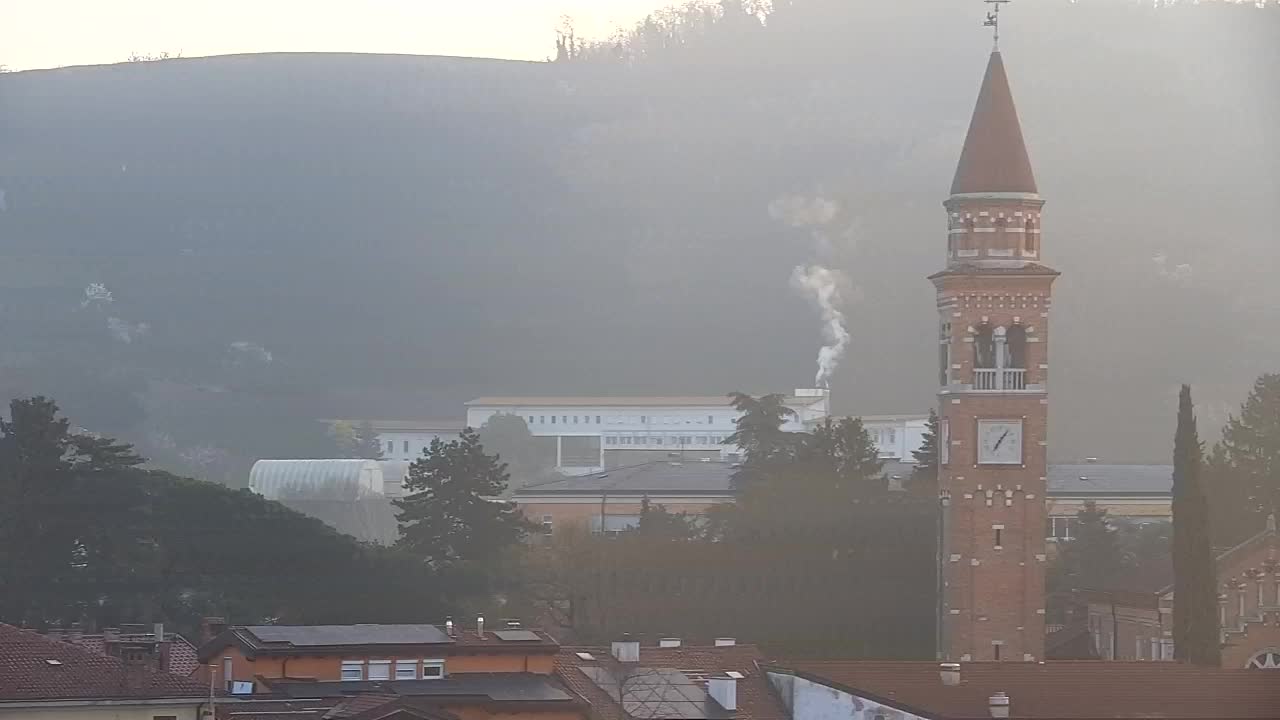 Prekrasan panoramski pogled na Šempeter pri Gorici