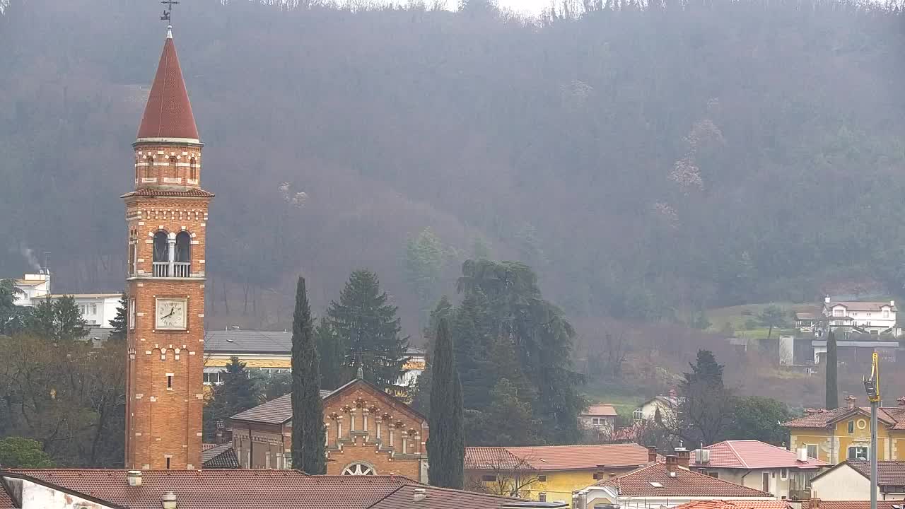 Čudovit panoramski pogled na Šempeter pri Gorici