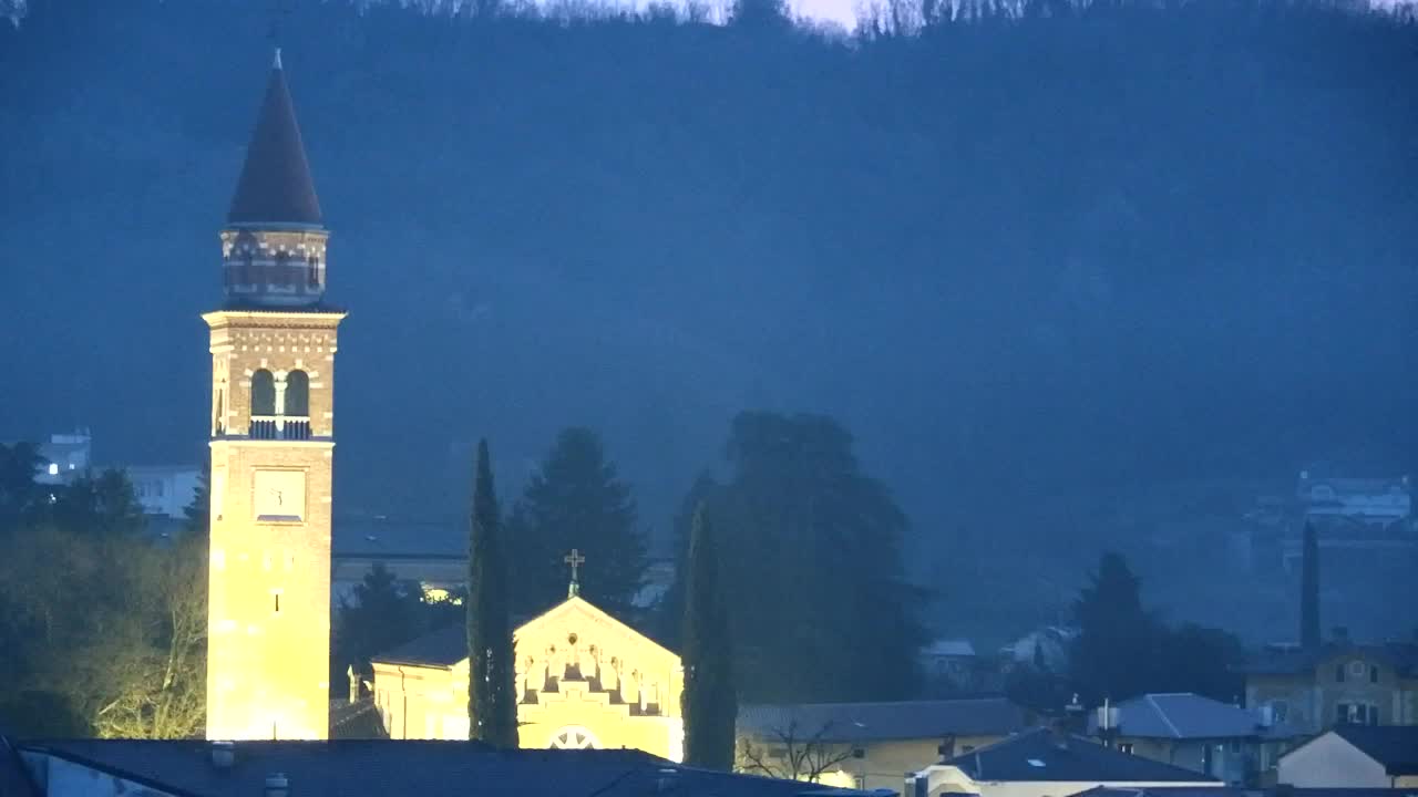 Panorama mozzafiato di Šempeter pri Gorici