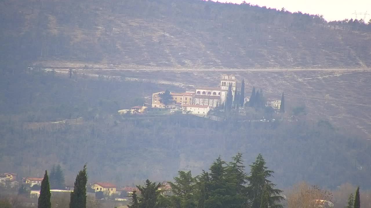 Čudovit panoramski pogled na Šempeter pri Gorici
