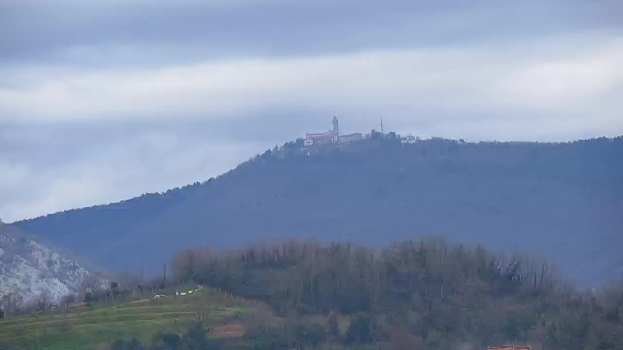 Prekrasan panoramski pogled na Šempeter pri Gorici