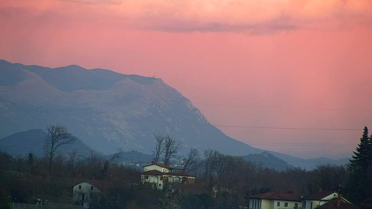Čudovit panoramski pogled na Šempeter pri Gorici