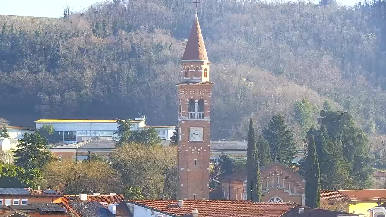 Prekrasan panoramski pogled na Šempeter pri Gorici