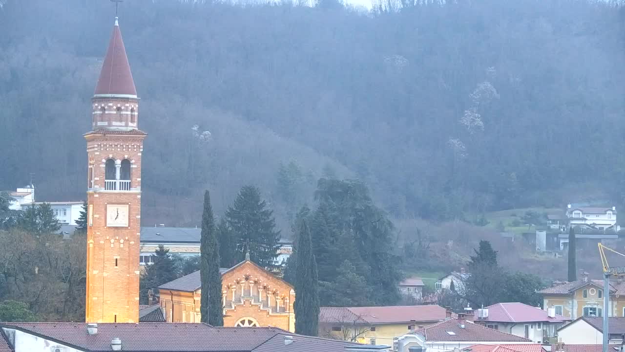 Prekrasan panoramski pogled na Šempeter pri Gorici