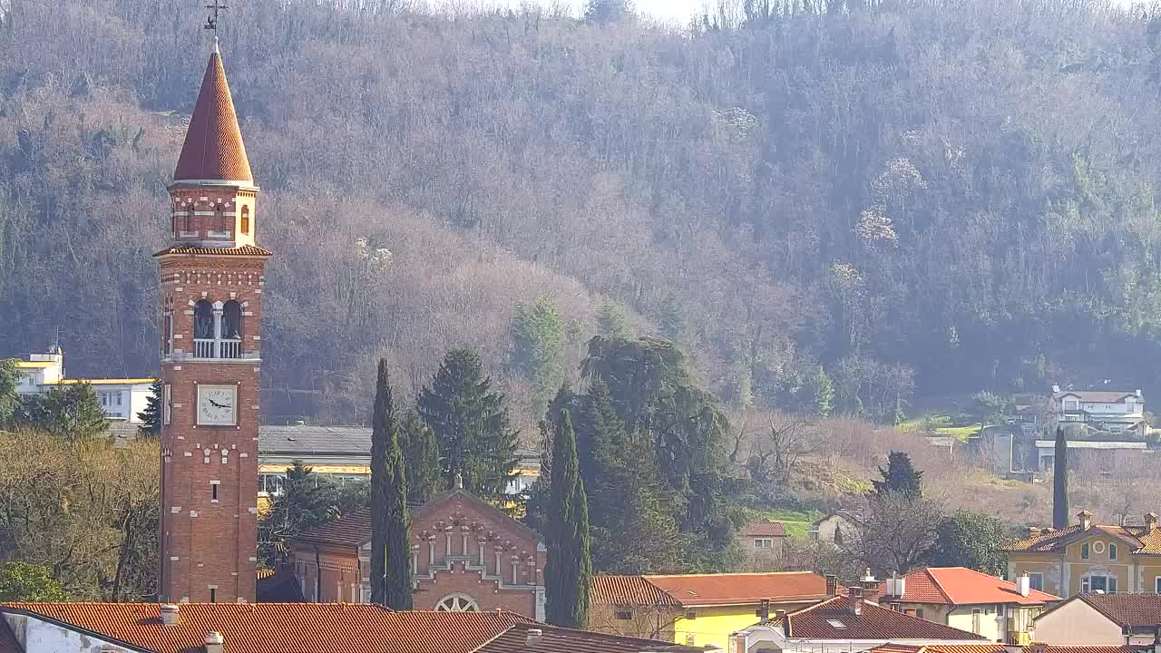 Čudovit panoramski pogled na Šempeter pri Gorici