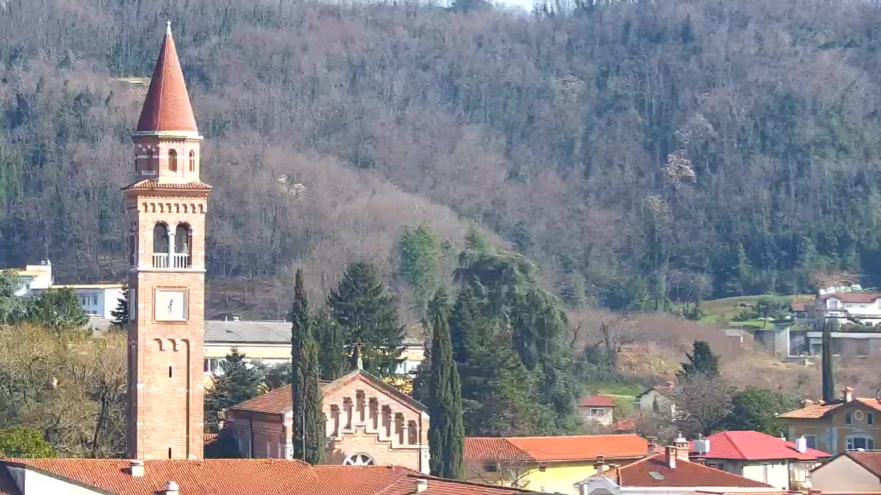 Čudovit panoramski pogled na Šempeter pri Gorici