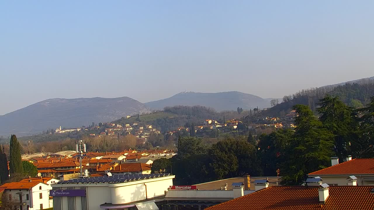 Čudovit panoramski pogled na Šempeter pri Gorici