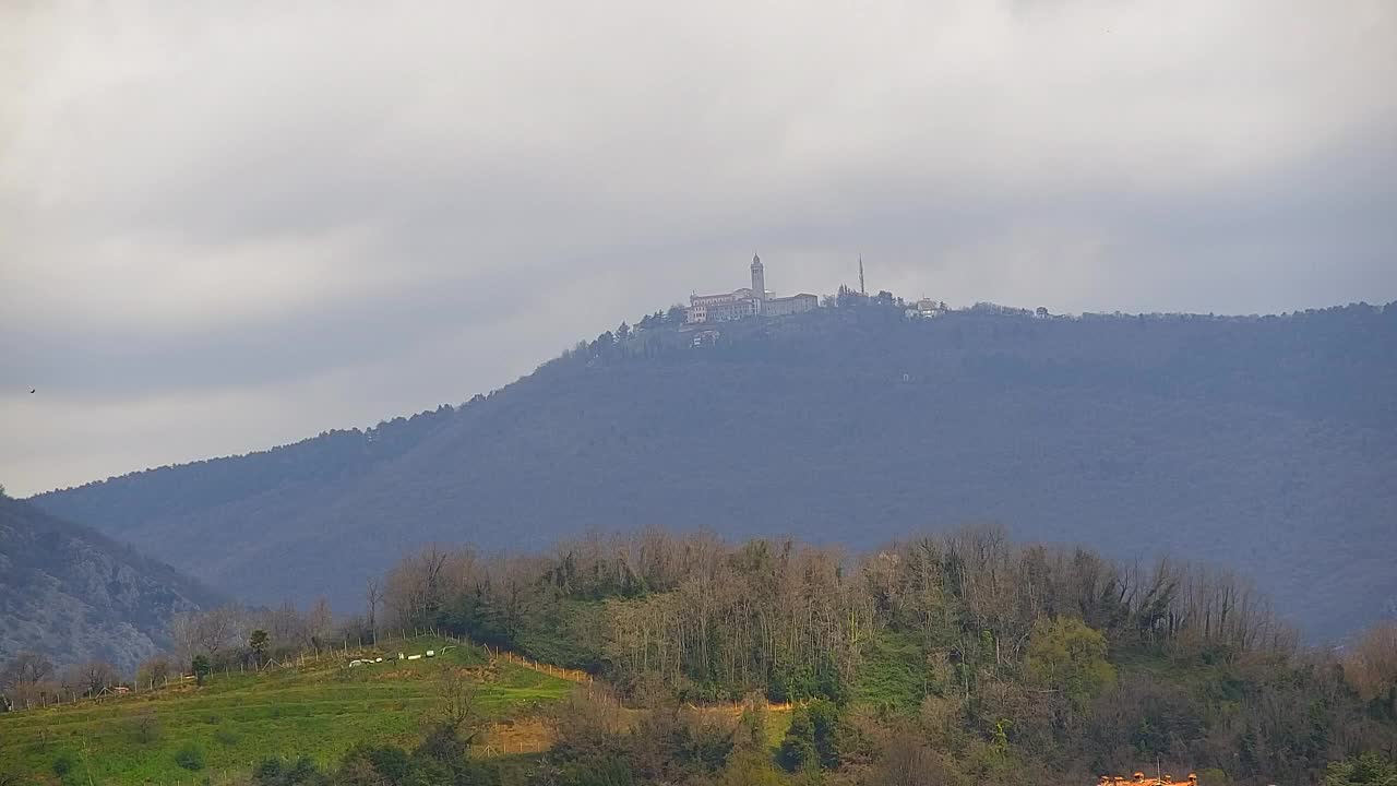 Čudovit panoramski pogled na Šempeter pri Gorici
