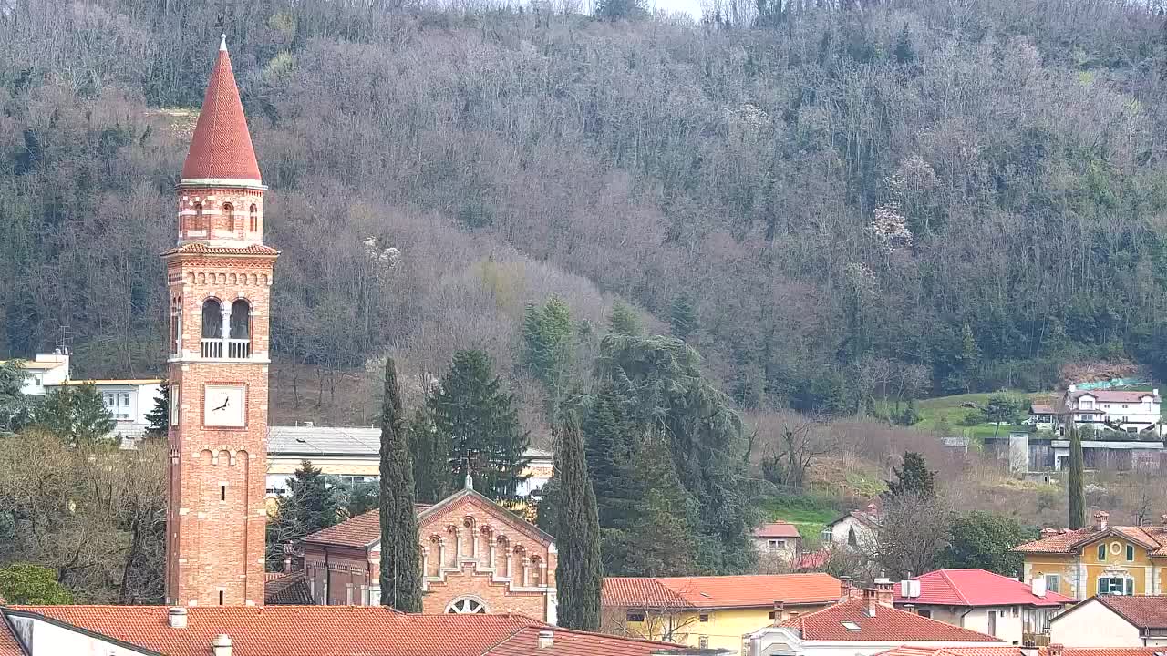 Čudovit panoramski pogled na Šempeter pri Gorici