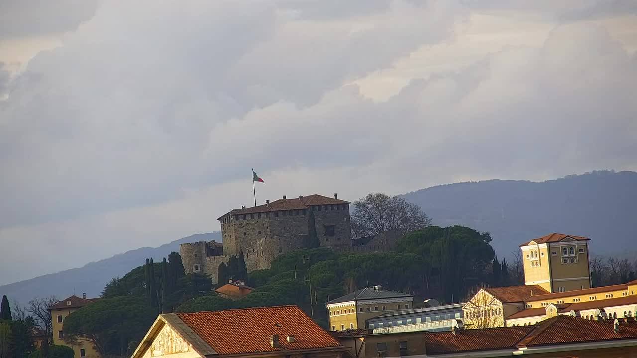 Čudovit panoramski pogled na Šempeter pri Gorici
