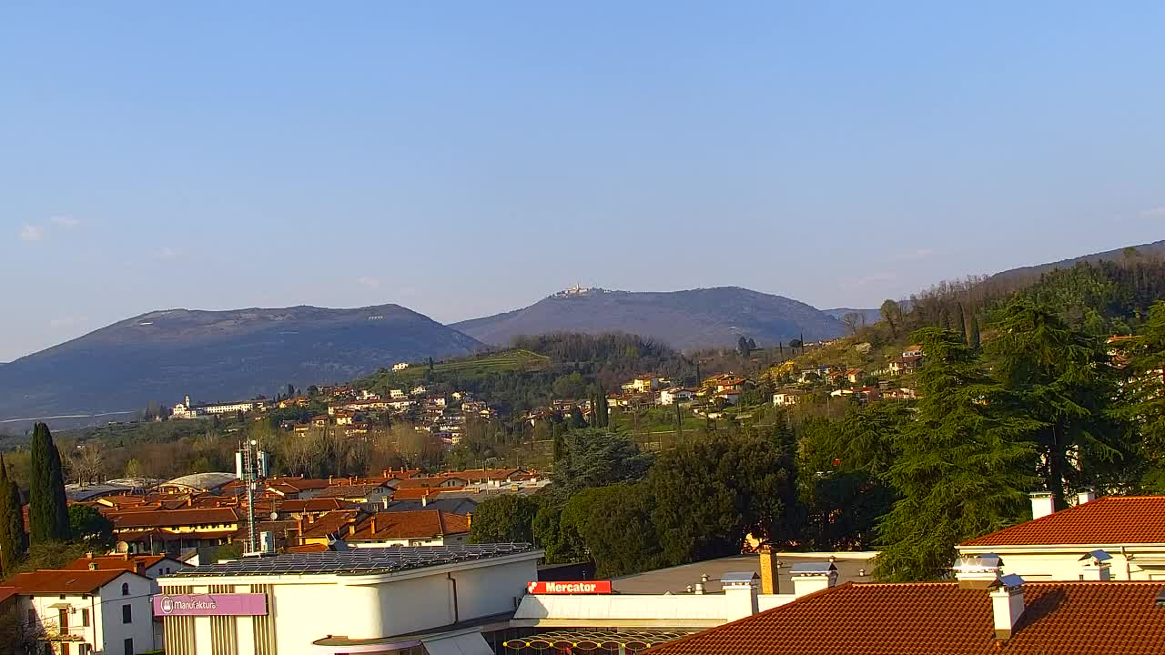 Čudovit panoramski pogled na Šempeter pri Gorici