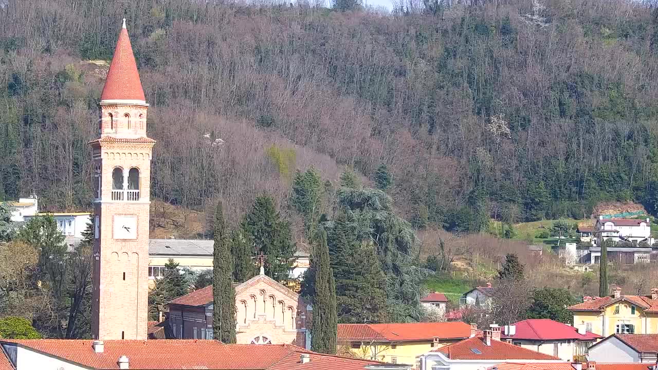 Panorama mozzafiato di Šempeter pri Gorici