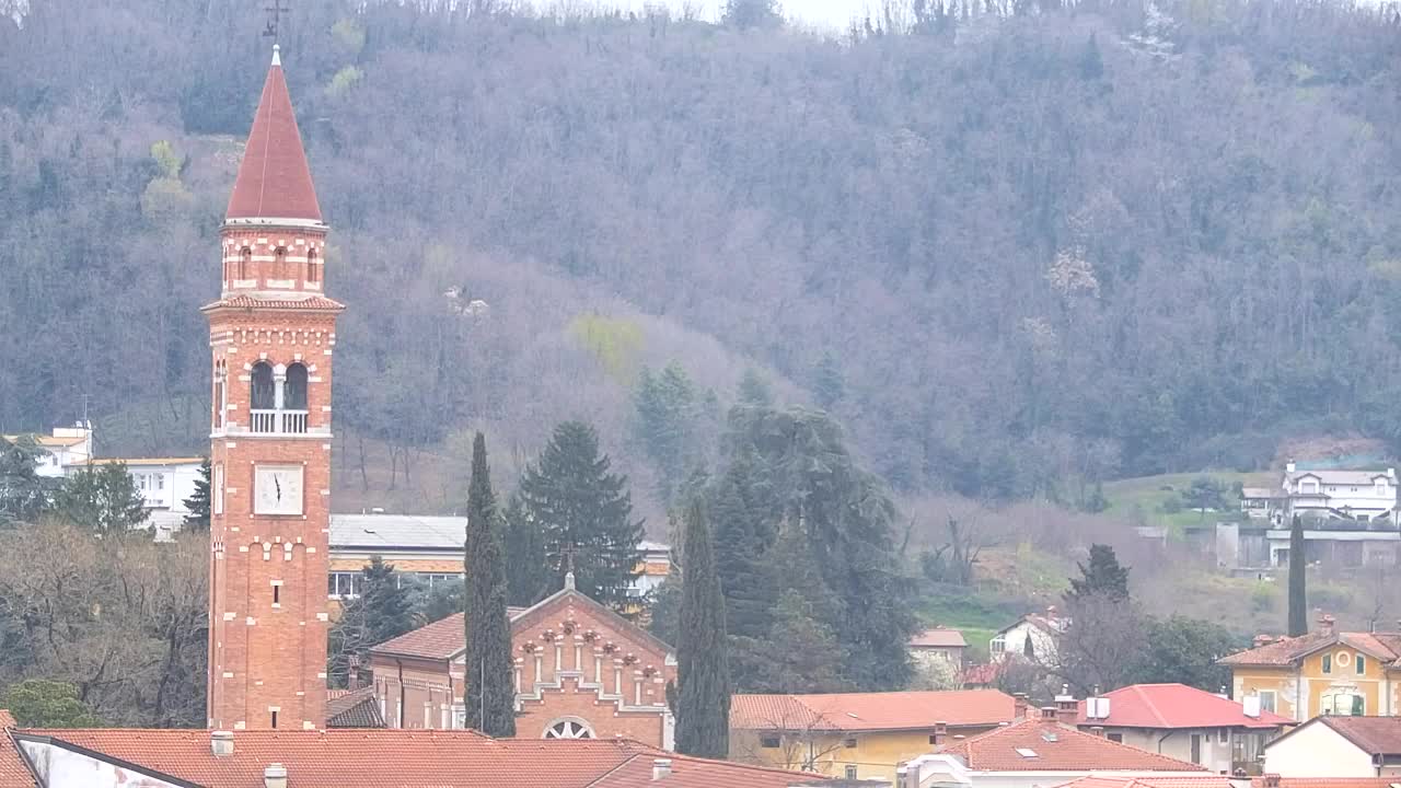 Čudovit panoramski pogled na Šempeter pri Gorici