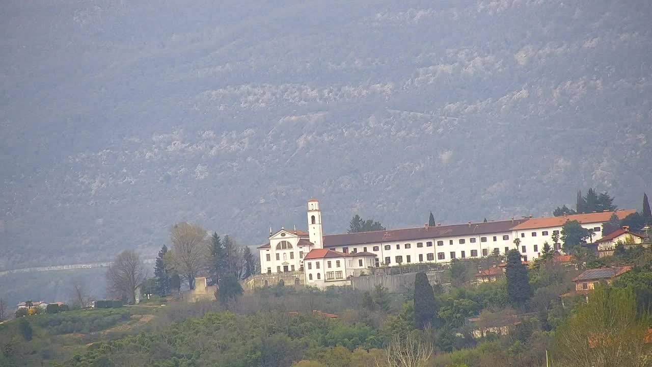 Čudovit panoramski pogled na Šempeter pri Gorici
