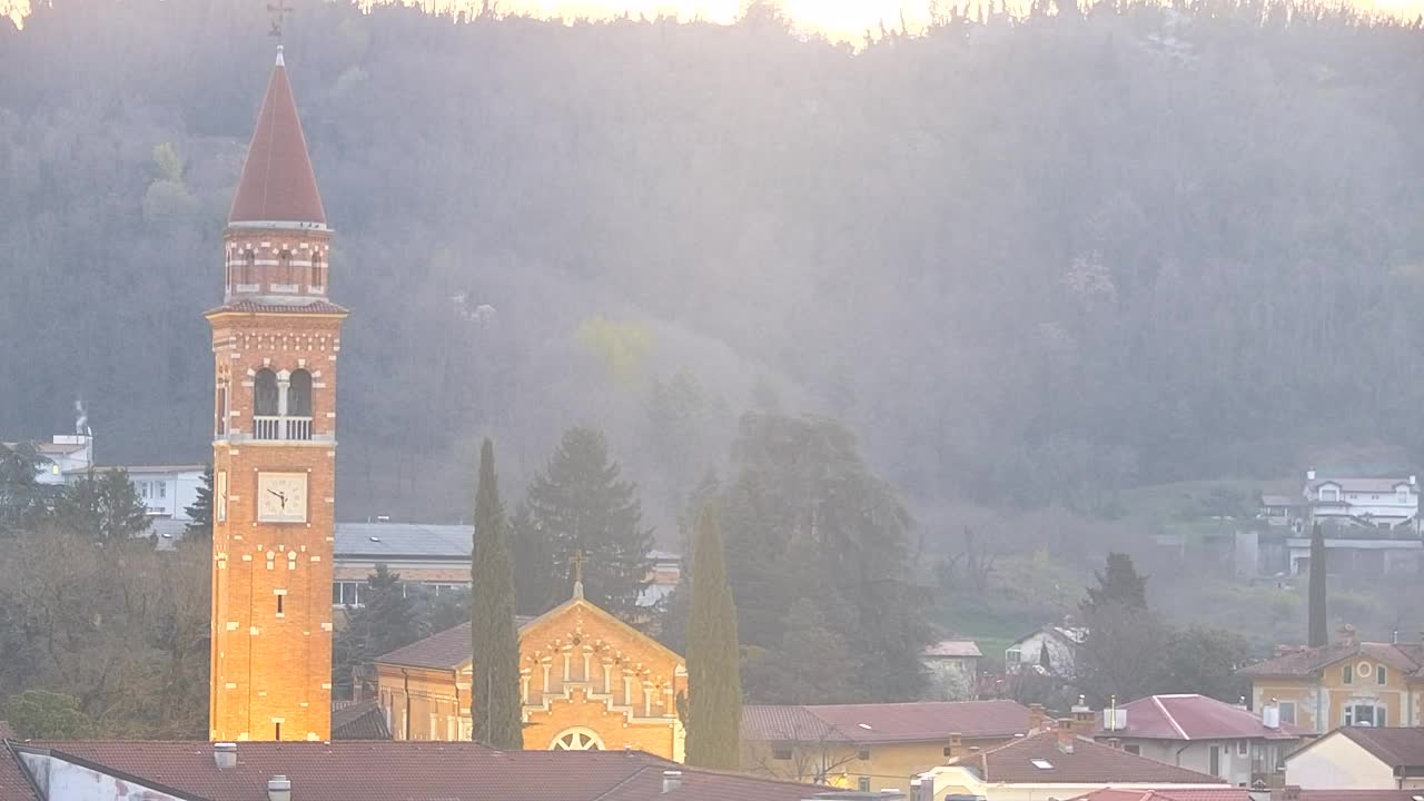 Prekrasan panoramski pogled na Šempeter pri Gorici