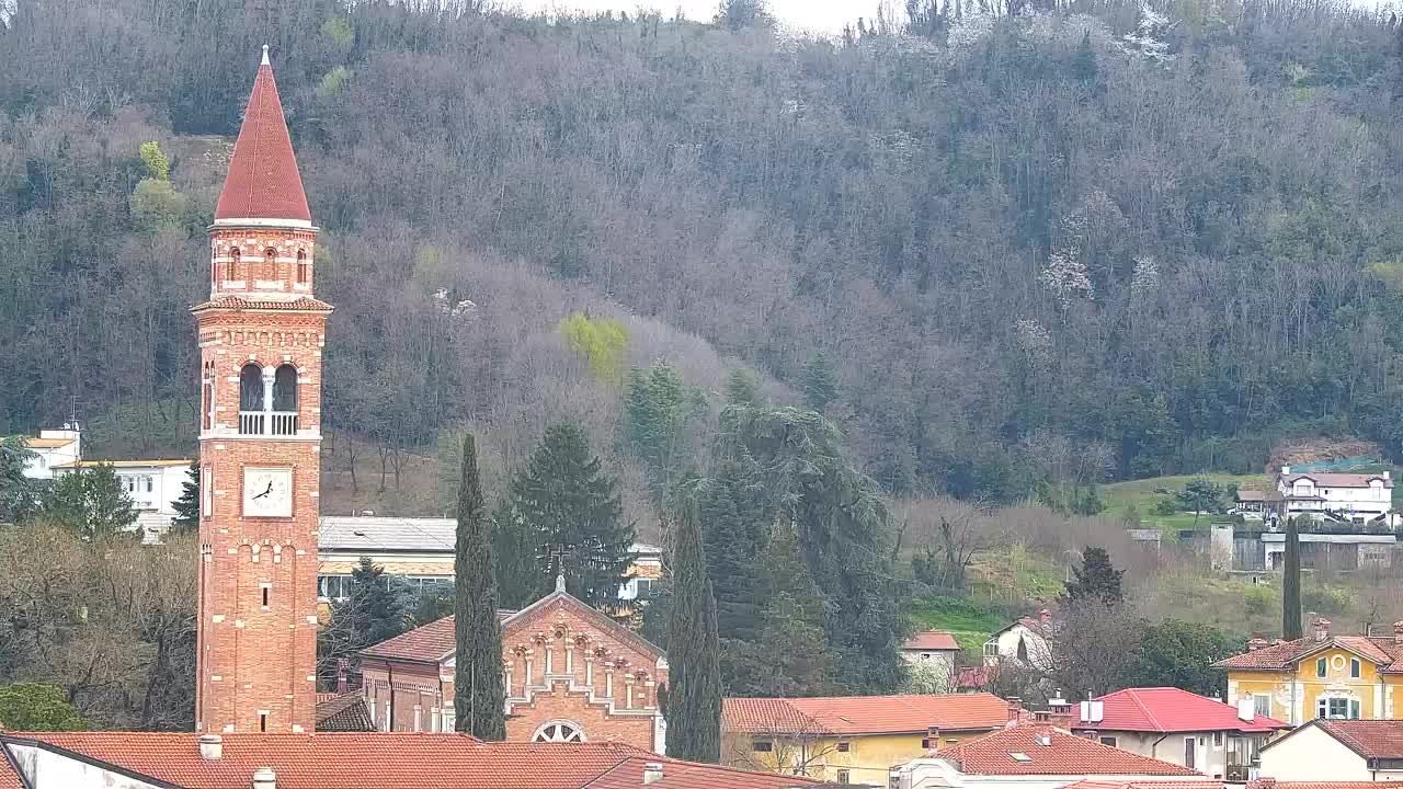 Čudovit panoramski pogled na Šempeter pri Gorici
